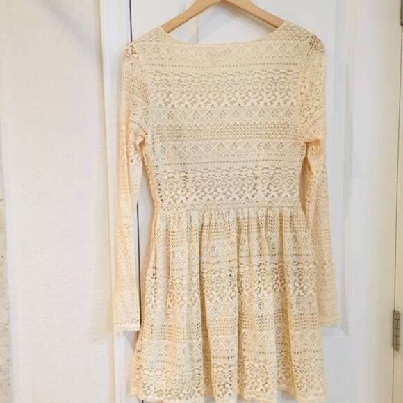 ALTAR'D STATE Cream Lace Long Sleeve Skater Dress MEDIUM Stretch Scoop - Picture 3 of 9